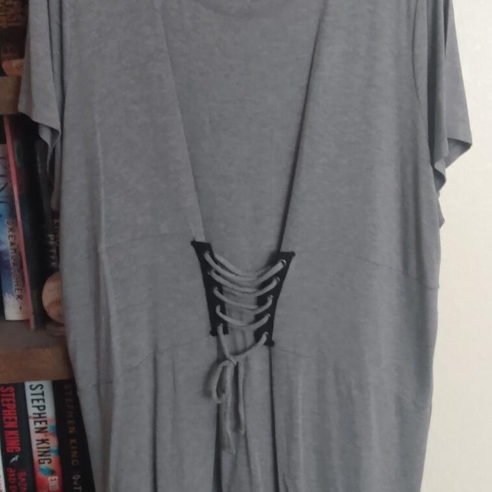 Torrid Super Soft Corset Tee sz 3